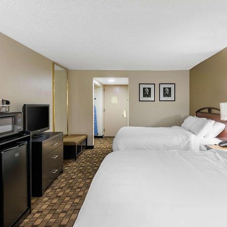 Quality Inn Tyler - Lindale Buitenkant foto